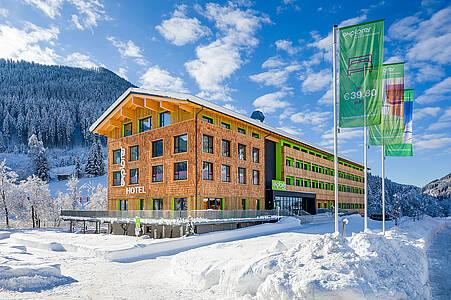 Ski Deal